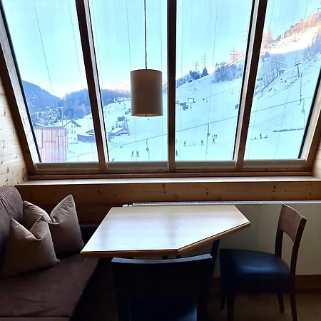 Oda ve Kahvaltı Haus Am Fang Sankt Anton am Arlberg
