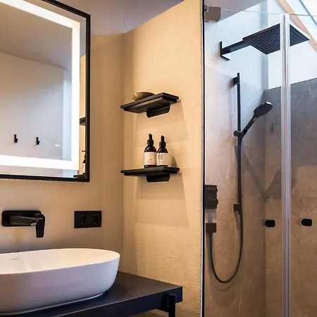 Haus Am Fang 住宿加早餐酒店 圣安东阿尔贝格